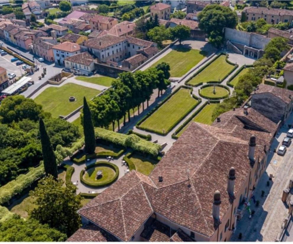 Pace, Luminosita E Comodita A Due Passi Dal Garda Вольта-Мантована Экстерьер фото